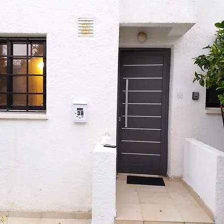 Miltos House Hébergement de vacances *