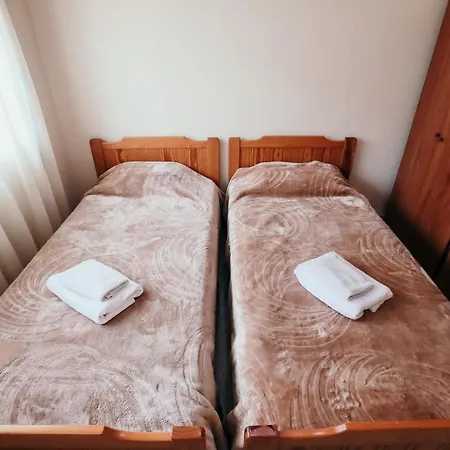 בית נופש Miltos House לרנקה