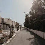 Dom wakacyjny Miltos House Larnaca