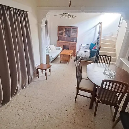 Miltos House