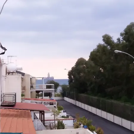 Miltos House Дом отдыха Ларнака