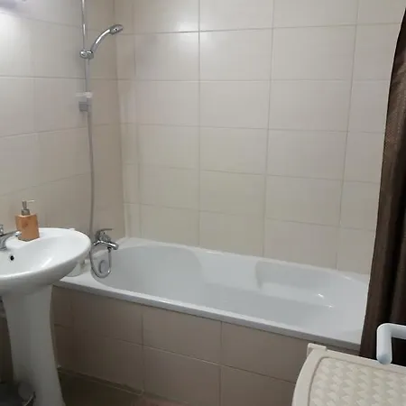 Miltos House * Lárnaka