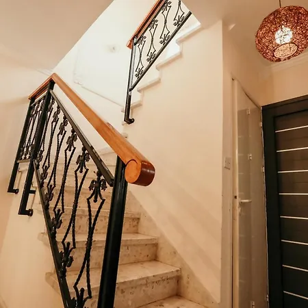 Miltos House * Ларнака