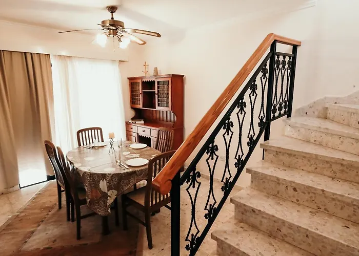 Сasa de vacaciones Miltos House