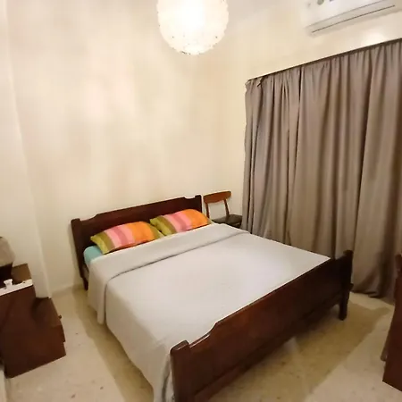 Miltos House Case de vacanță