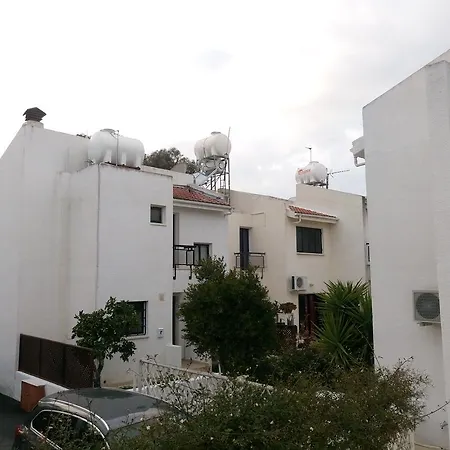 Miltos House